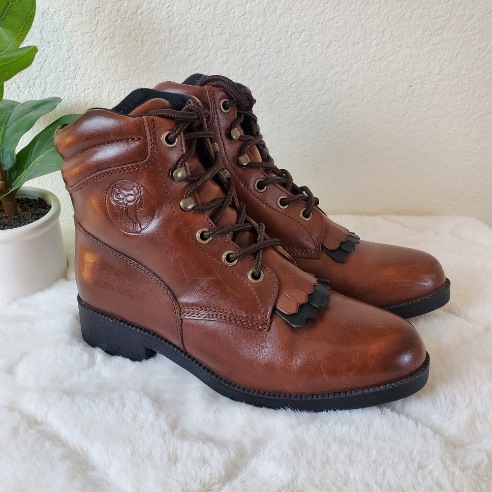 Saddle Brand Leather Lace Up Boot! Size 6½.